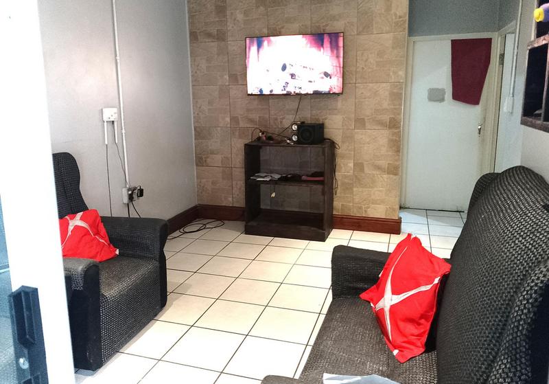 2 Bedroom Property for Sale in The Hague Western Cape